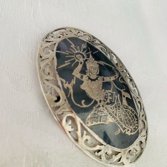 Vintage Sterling Silver brooch, collectible piece - Picture 9 of 10